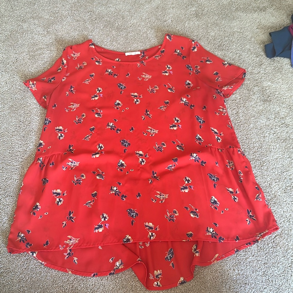 Short sleeve blouse